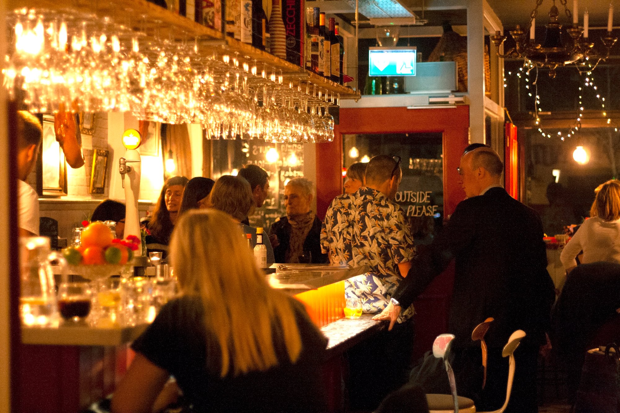 El Vermut bar interior